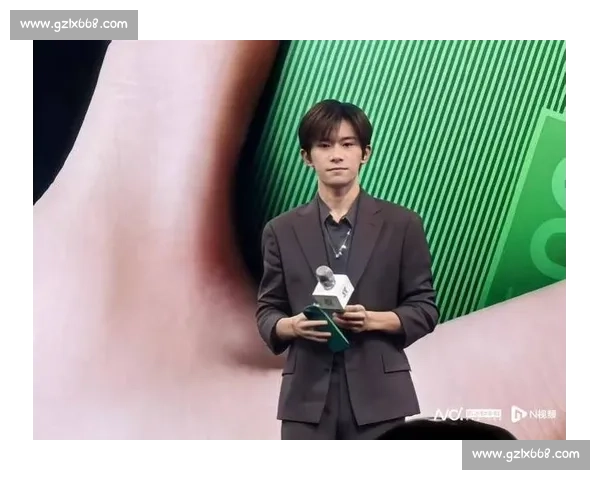 中戏补聚现场：易烊千玺的青春闭环